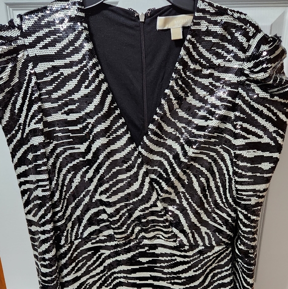 Michael kor - Picture 4 of 7